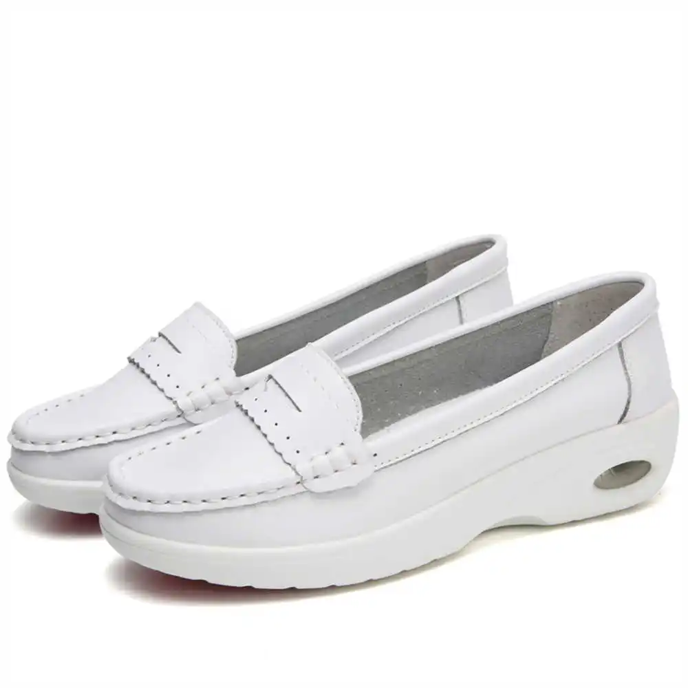 Zapatillas de deporte blancas  - Luxury Lifestyle Shorts reseña y precio