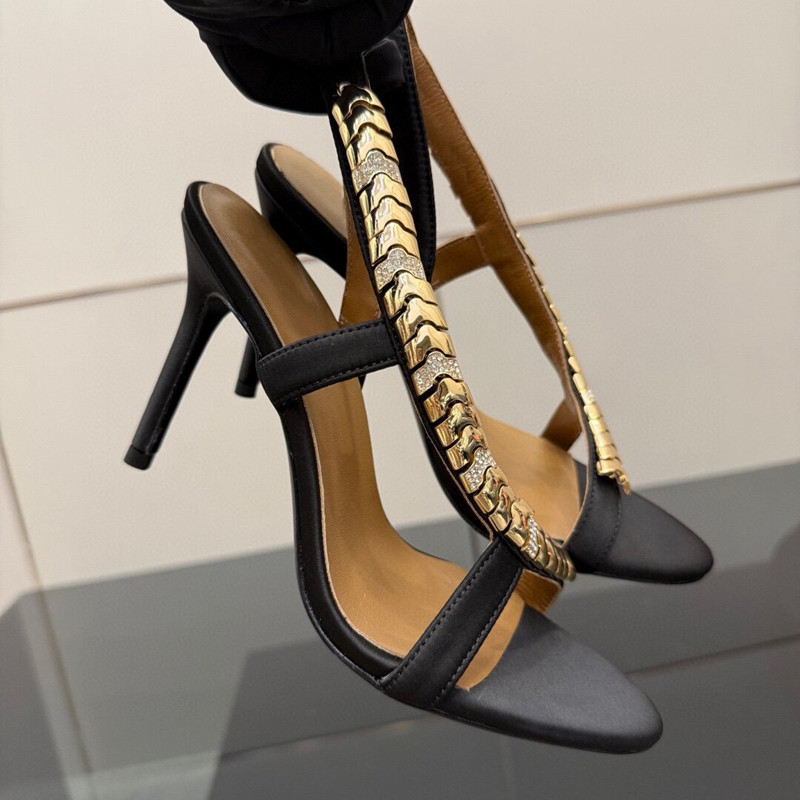 Sandalias de gladiador de saté - Luxury Lifestyle reseña y precio