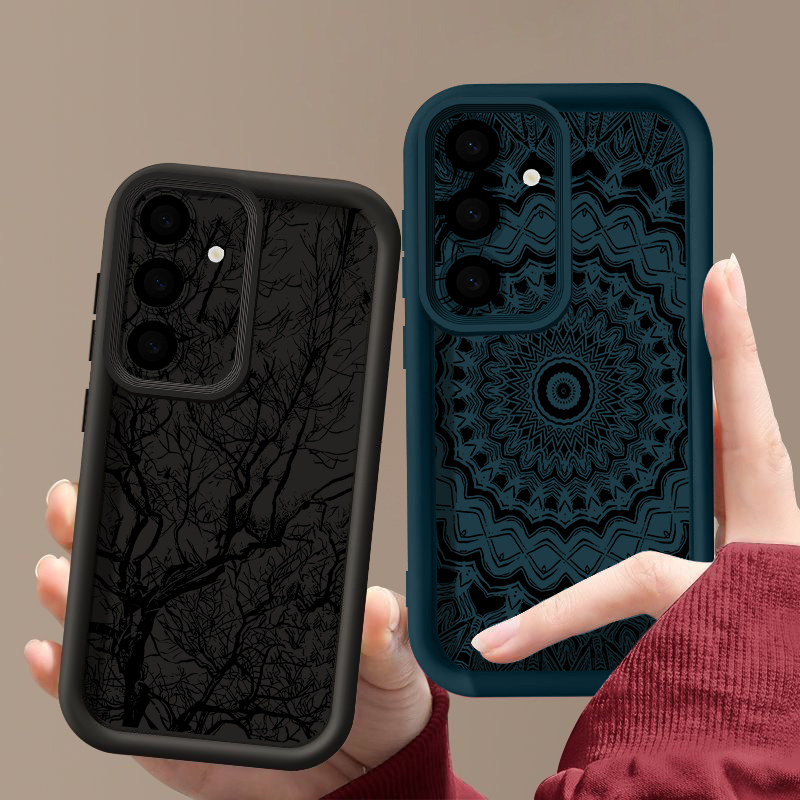 Funda con patrón de tótem de f - Samsung Galaxy A55 reseña y precio