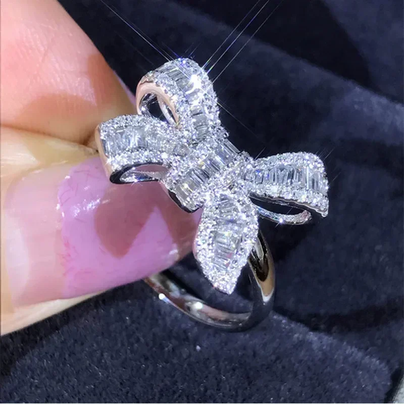 Anillos de Mujer con Gran Lazo - Luxury Lifestyle Jewelry reseña y precio